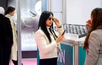 OPTİC World İzmir'de 2025 Gözlük Trendleri